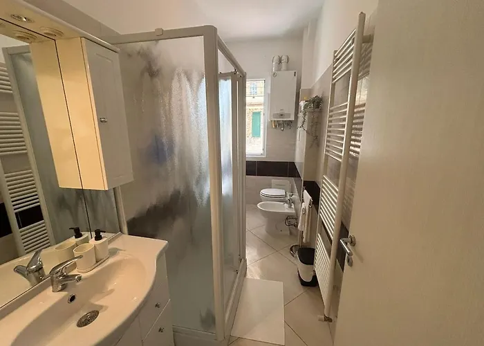 Mare Sotto Casa Bilocale Sulla Libera *